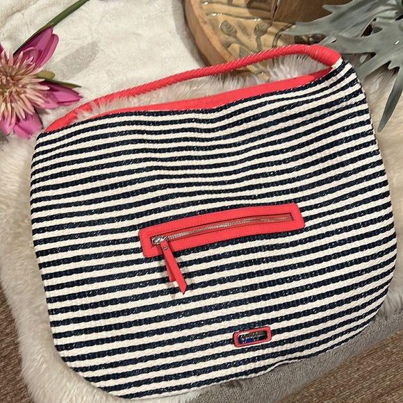 Jessica Simpson Bag ! 🏖️ - Picture 3 of 7